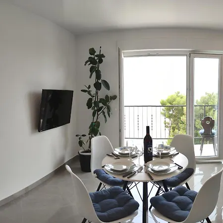 Rake Apartment Omis